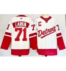 Men's Detroit Red Wings #71 Dylan Larkin White 2024-25 Stitched Fanatics Jersey Men's Detroit Red Wings #71 Dylan Larkin White 2024-25 Stitched Fanatics Jersey