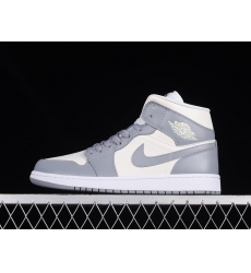 AIR JORDAN 1 MID BQ6472 115 AIR JORDAN 1 MID BQ6472 115